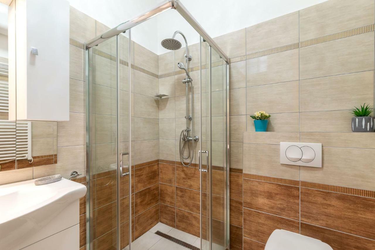 Kiraly Home Budapest City Center Екстер'єр фото
